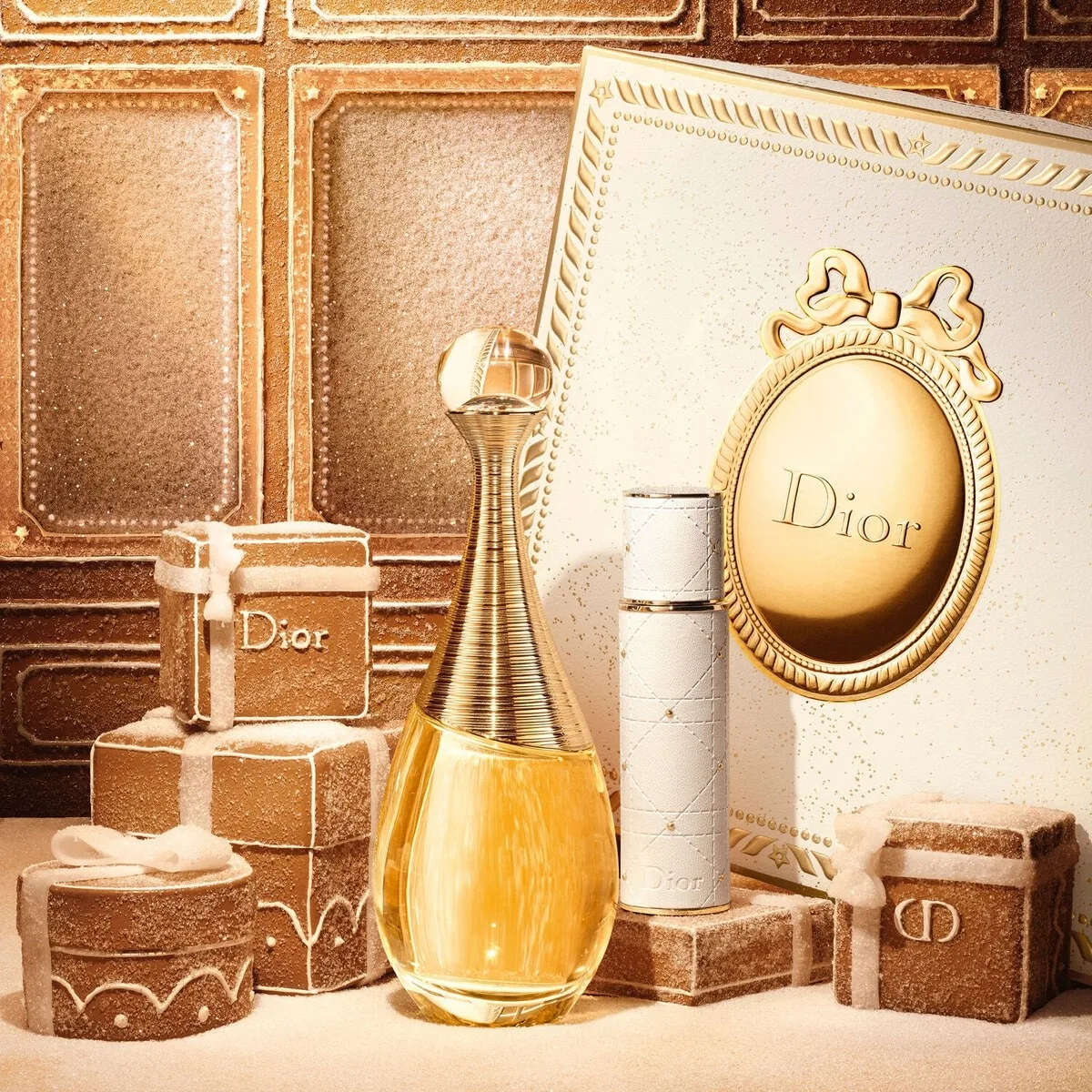 ست هدیه کریسمس دیور ژادور ادو پرفیوم ۱۰۰ میل + اسپری سفری